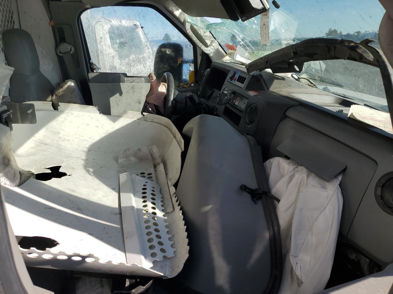 2023 Ford Econoline E350 Super Duty Cutaway Van VIN: 1FDWE3FN1PDD35878 Lot: 94328435