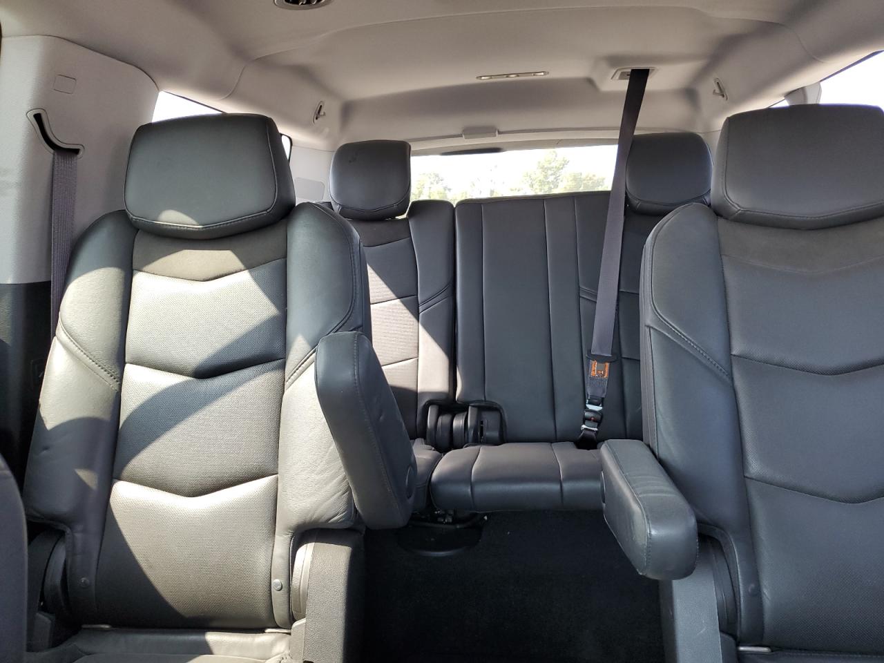 2017 Cadillac Escalade Esv Premium Luxury VIN: 1GYS3JKJ5HR203673 Lot: 86869475