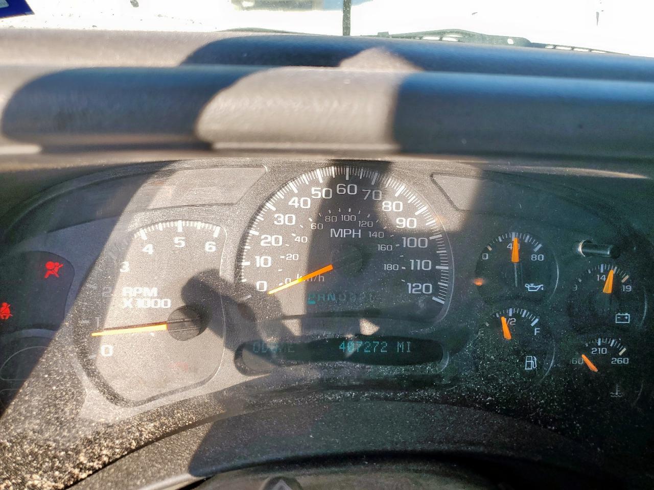 2003 GMC New Sierra C1500 VIN: 1GTEC14V13Z102464 Lot: 82412395