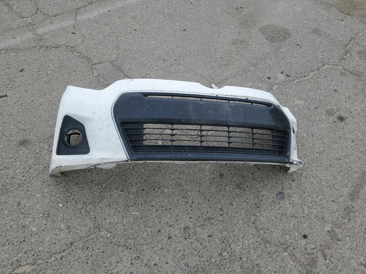 2015 Toyota Corolla L VIN: 5YFBURHE0FP290675 Lot: 86466015