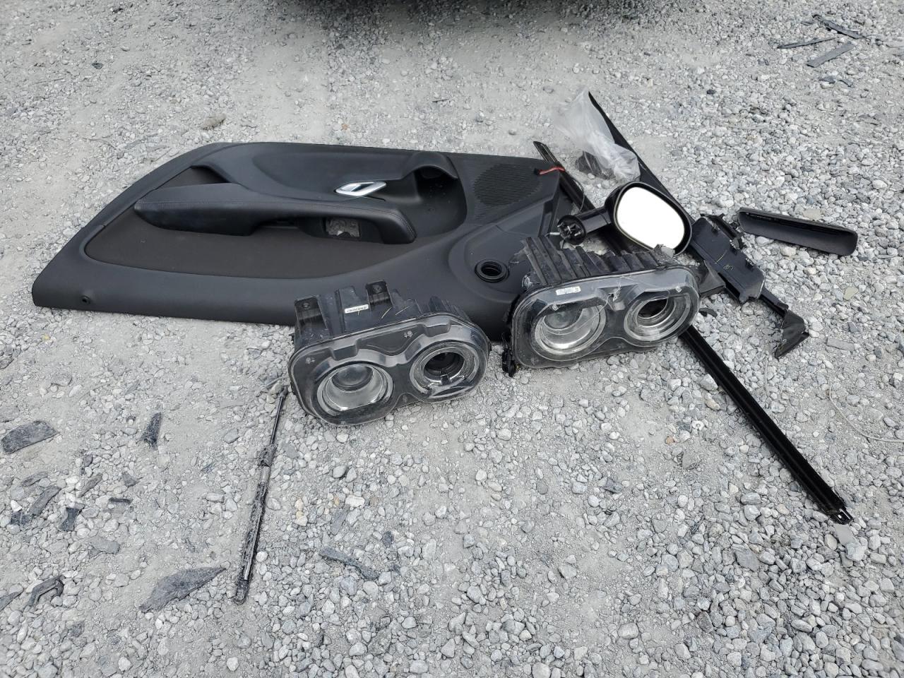 2018 Dodge Challenger Sxt VIN: 2C3CDZAG0JH255587 Lot: 85949045