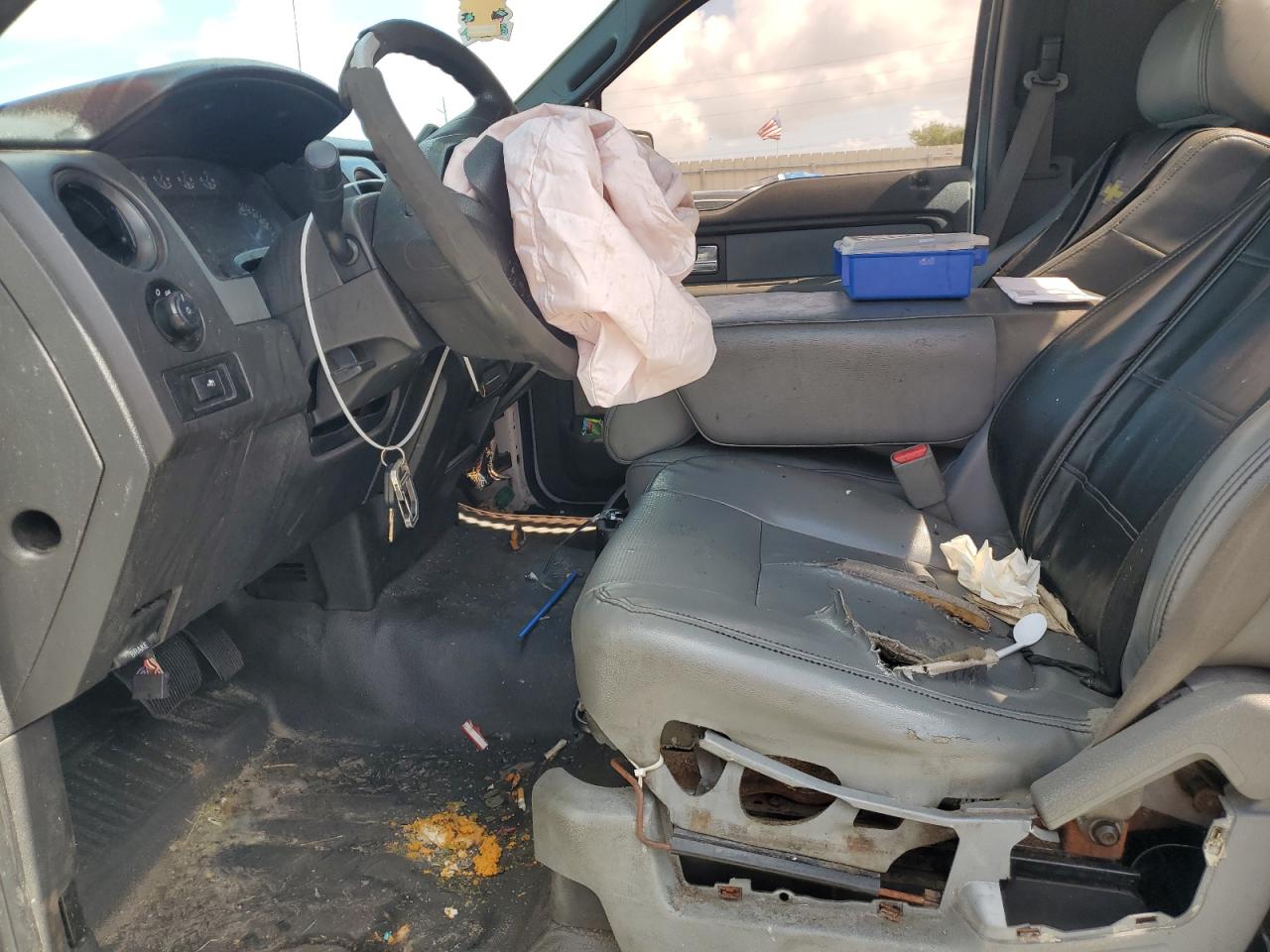 2014 Ford F150 VIN: 1FTMF1CM1EKF39582 Lot: 82317945