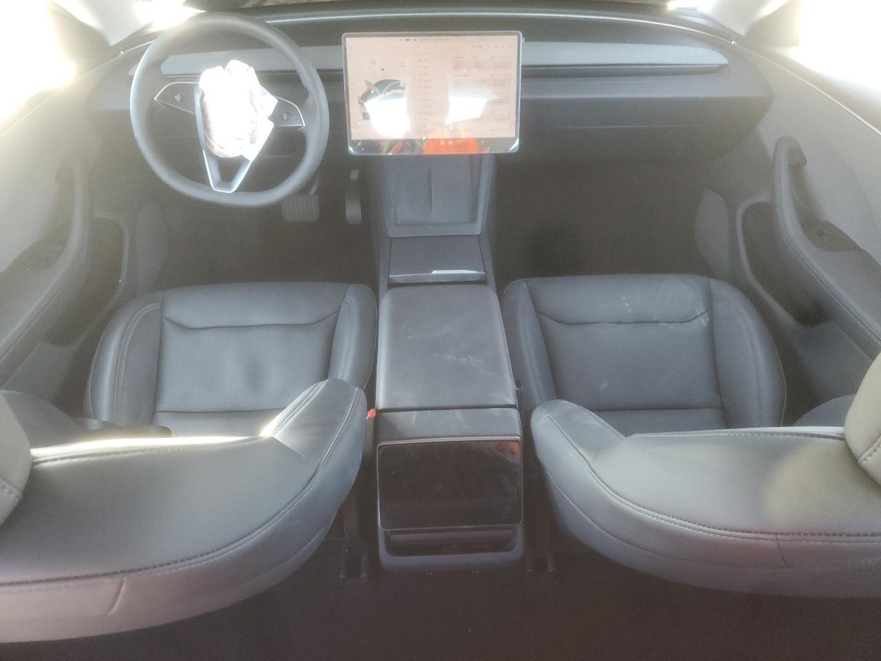 2025 Tesla Model 3 VIN: 5YJ3E1EA1SF982860 Lot: 90668045