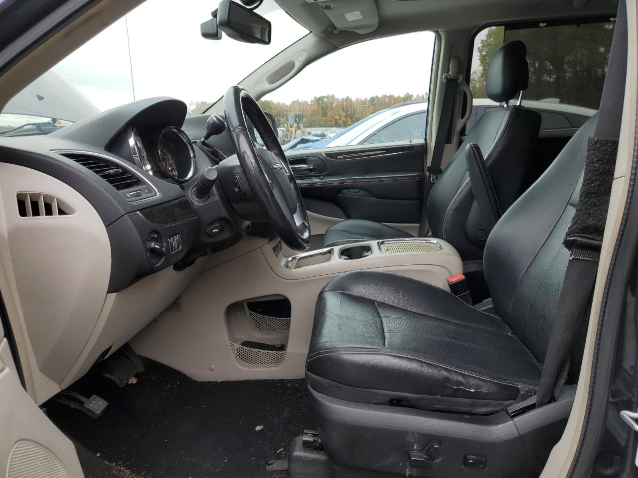 2013 Chrysler Town & Country Touring L VIN: 2C4RC1CG6DR695738 Lot: 89903235