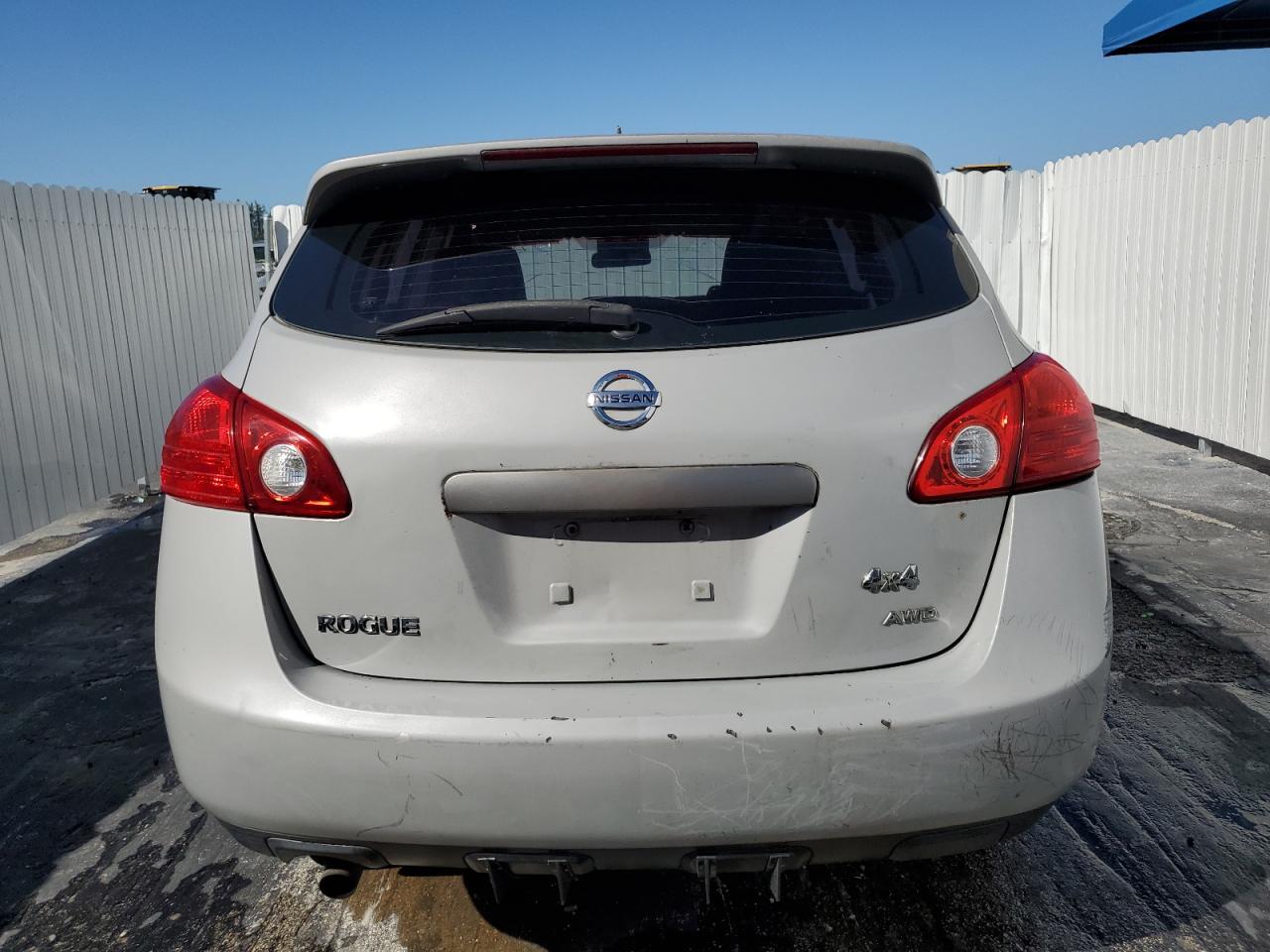 2011 Nissan Rogue S VIN: JN8AS5MV1BW277570 Lot: 90123425