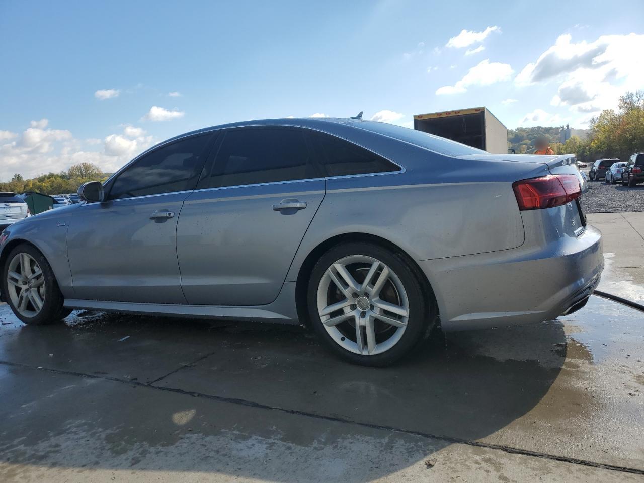 Фото: WAUFGAFC2GN073670