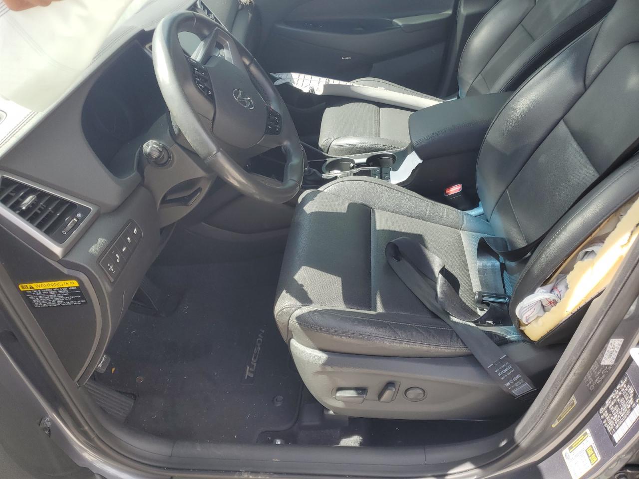 2018 Hyundai Tucson Value VIN: KM8J33A23JU814937 Lot: 82202515