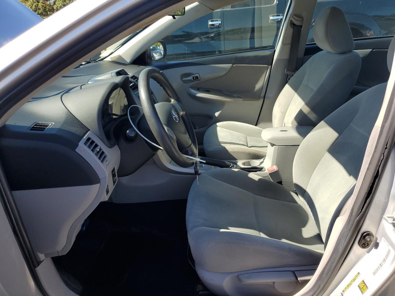 2013 Toyota Corolla Base VIN: 5YFBU4EE7DP186589 Lot: 82205205