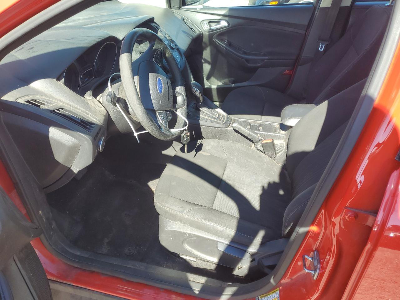 2017 Ford Focus Se VIN: 1FADP3F24HL203061 Lot: 85556575