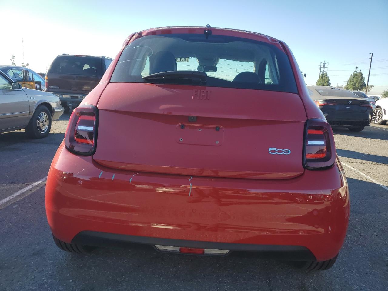 2024 Fiat 500 E Red VIN: ZFAFFAA47RX213815 Lot: 87045965