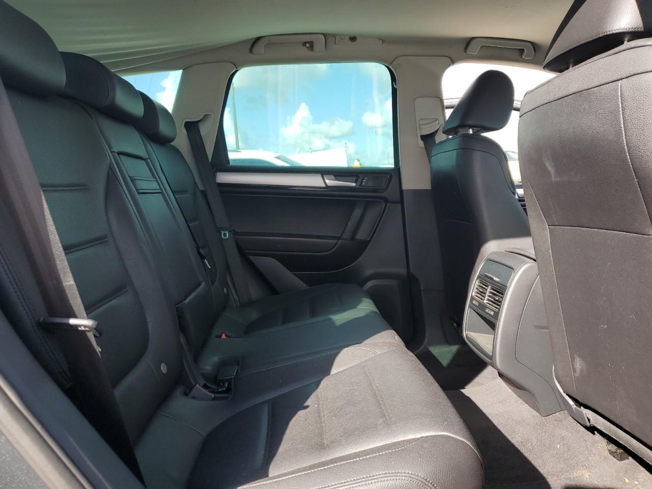 2012 Volkswagen Touareg V6 VIN: WVGEF9BP6CD006266 Lot: 86142465