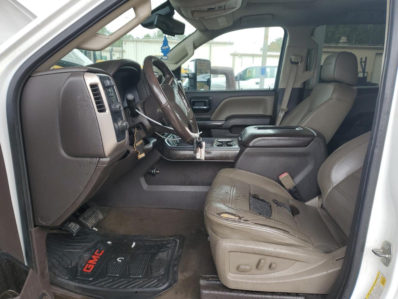 2016 GMC Sierra K2500 Denali VIN: 1GT12UE89GF167923 Lot: 82786195