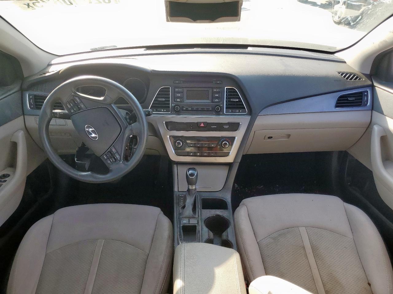 2017 Hyundai Sonata Se VIN: 5NPE24AF7HH560686 Lot: 82000825