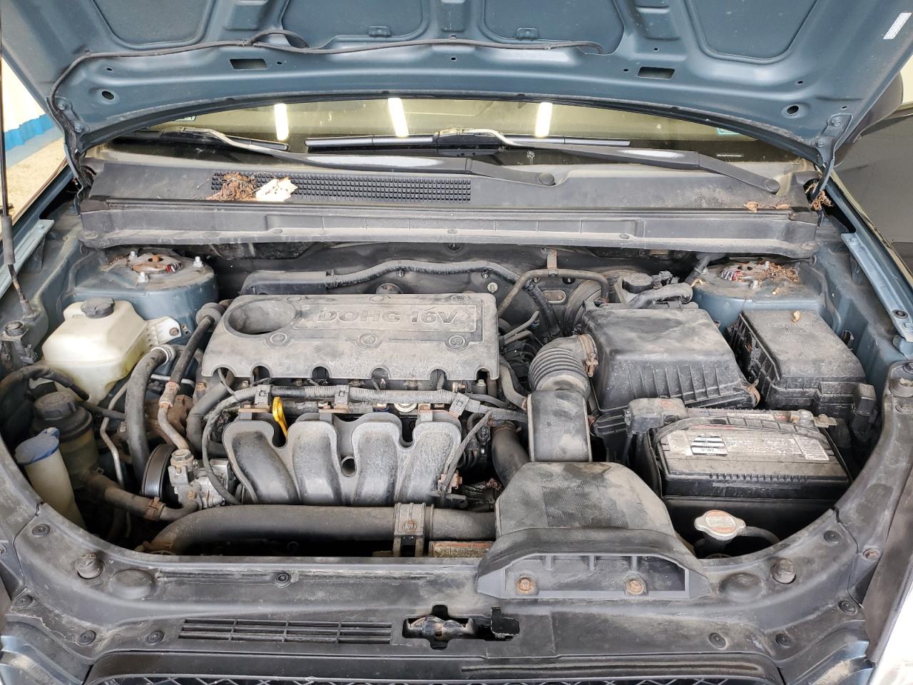 2009 Kia Rondo Base VIN: KNAFG529897279908 Lot: 90282775