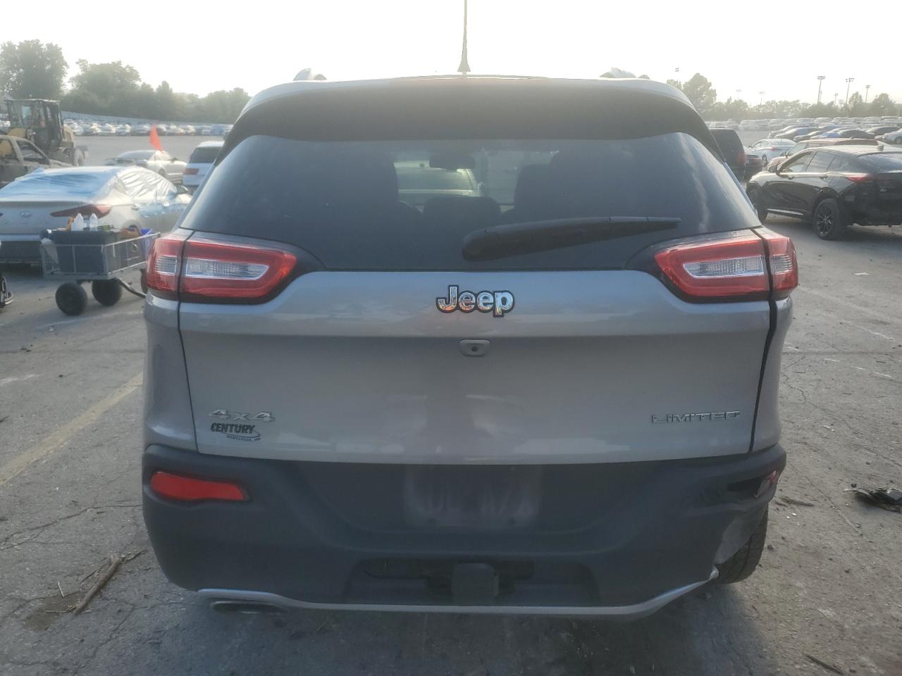 2017 Jeep Cherokee Limited VIN: 1C4PJMDS8HW626211 Lot: 84587595