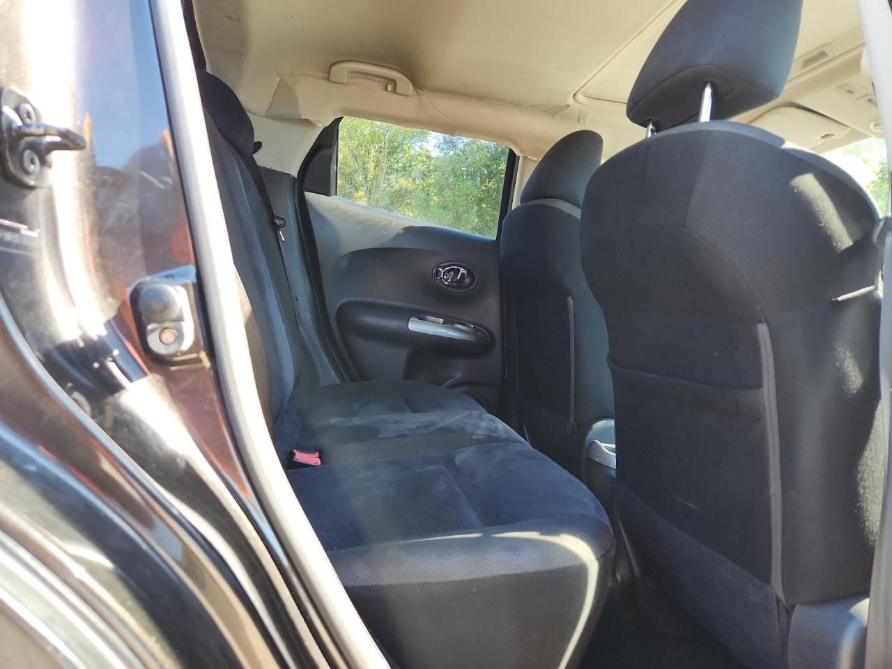 2011 Nissan Juke S VIN: JN8AF5MR5BT005287 Lot: 86136225