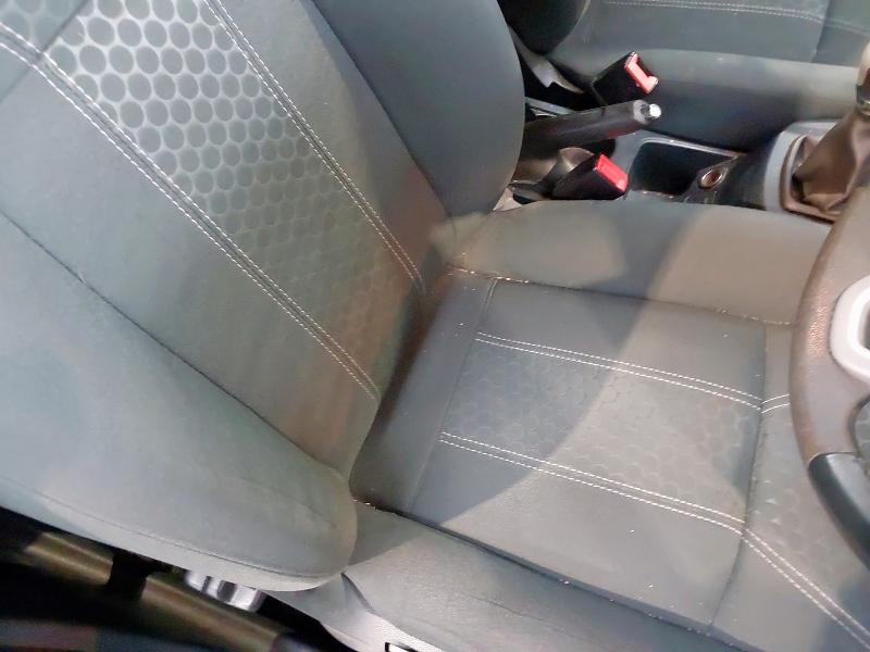 2010 FORD FIESTA TITANIUM 