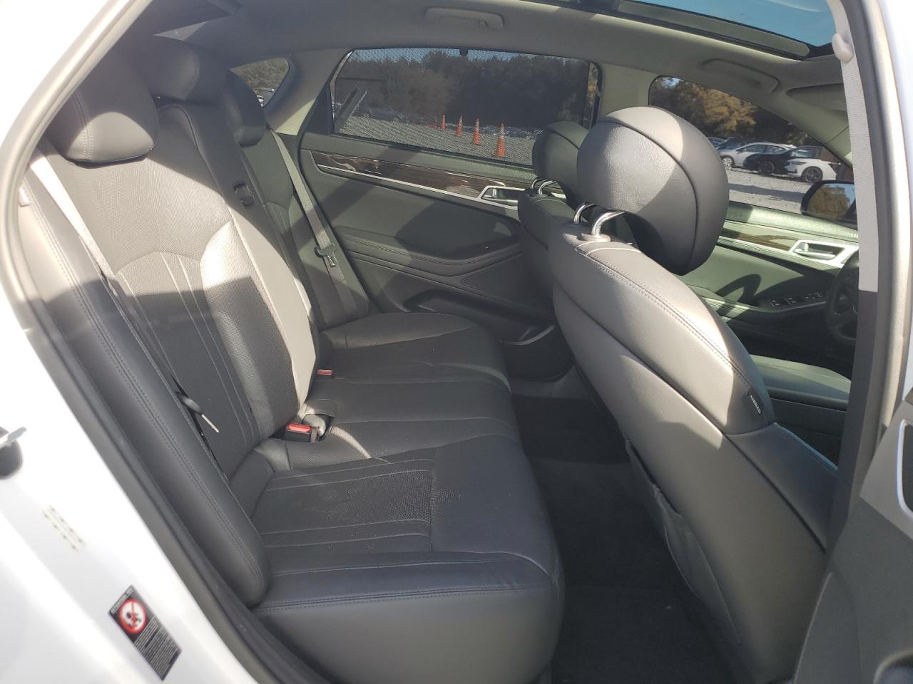 2017 Genesis G80 Base VIN: KMHGN4JE6HU186015 Lot: 86496405