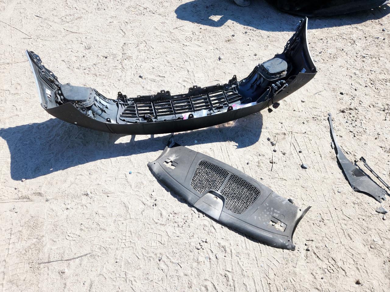 2017 Porsche Macan VIN: WP1AA2A50HLB09381 Lot: 85825865