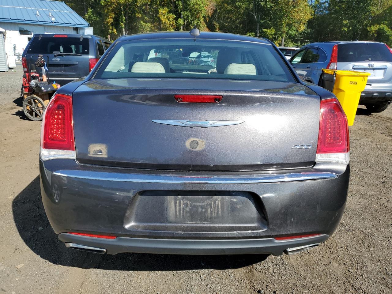2017 Chrysler 300 Limited VIN: 2C3CCAAG4HH661855 Lot: 84787075