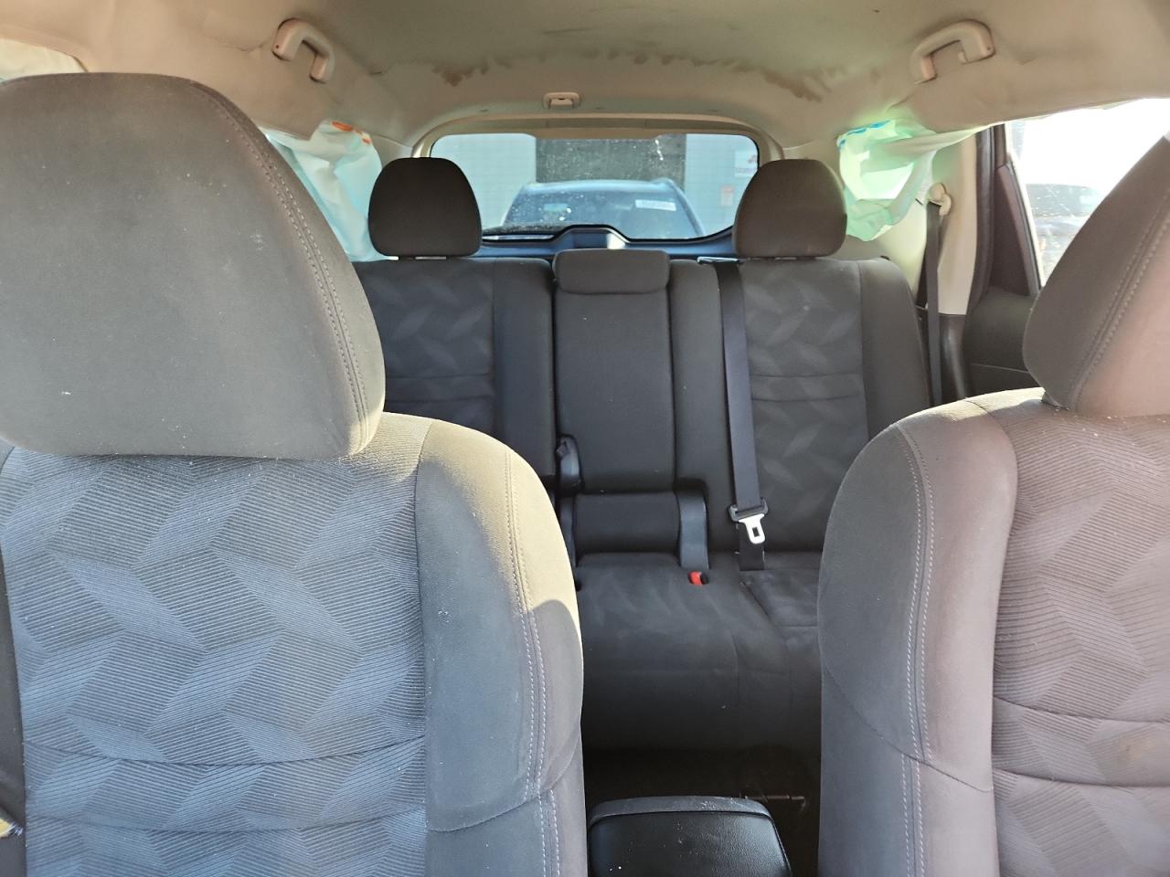 2016 Nissan Rogue S VIN: KNMAT2MT9GP615899 Lot: 85874465