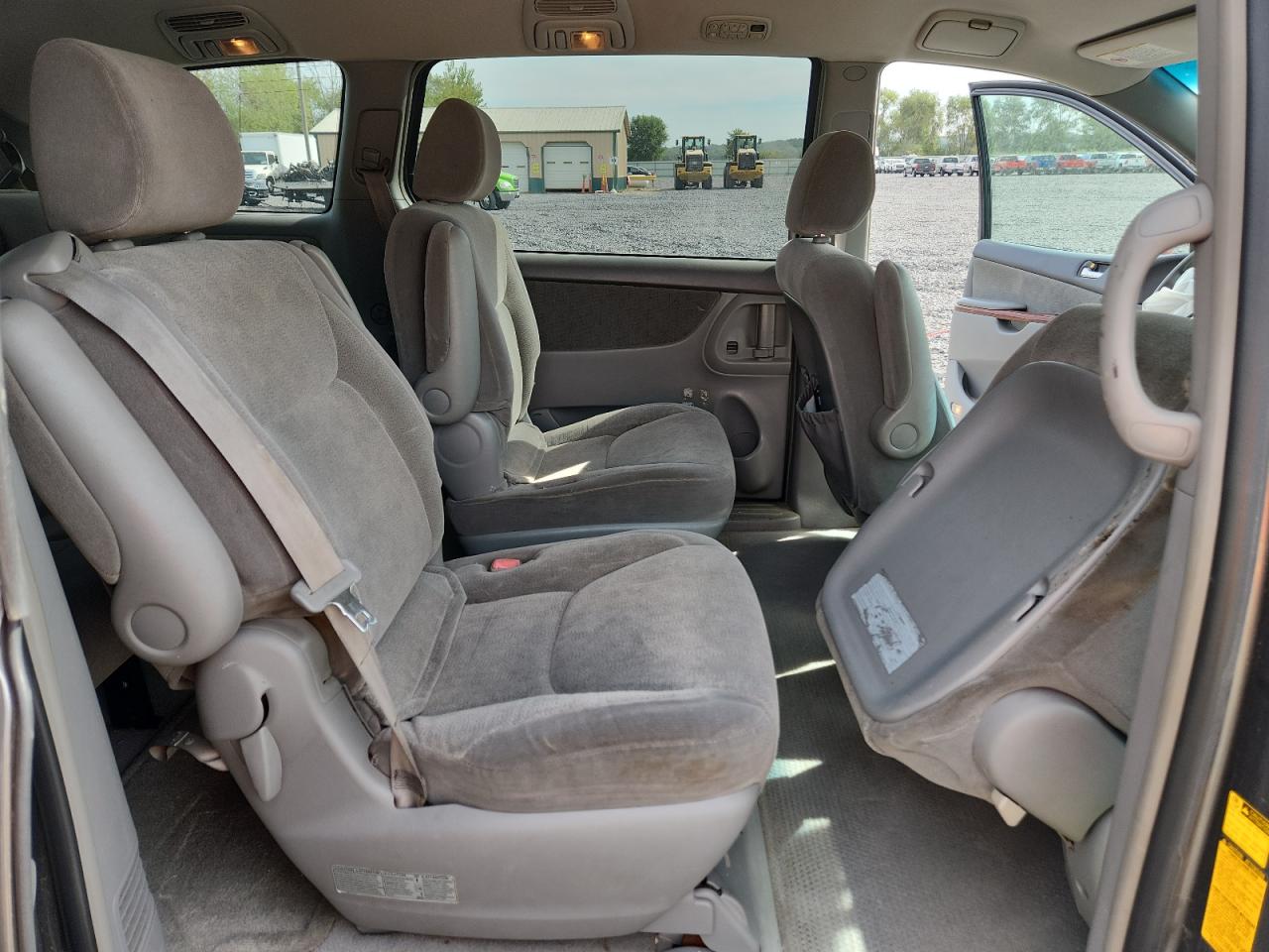 2004 Toyota Sienna Xle VIN: 5TDZA22C04S067742 Lot: 84646985