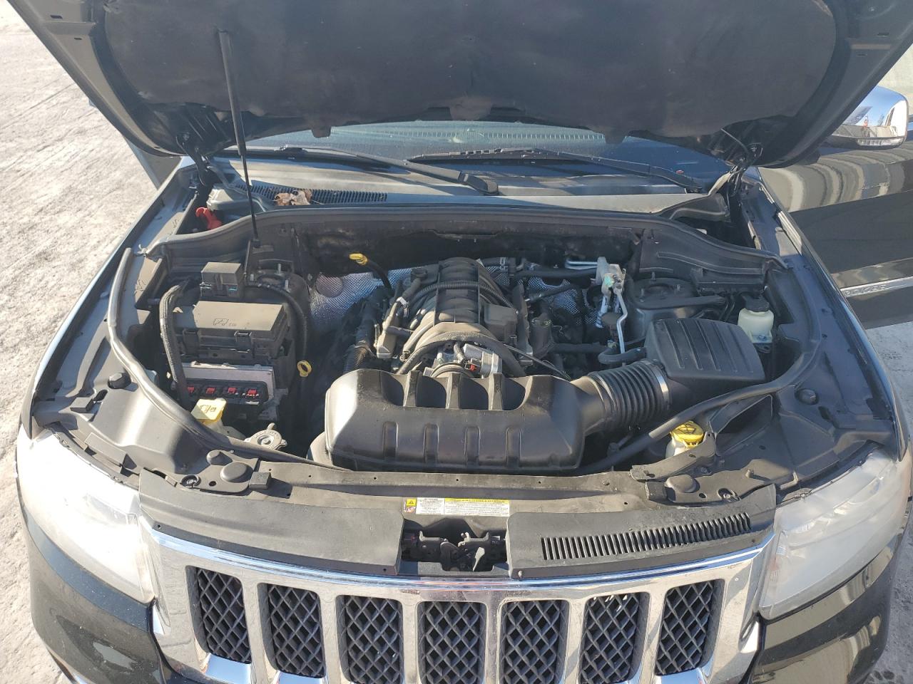 2011 Jeep Grand Cherokee Overland VIN: 1J4RR6GT0BC686830 Lot: 81953305