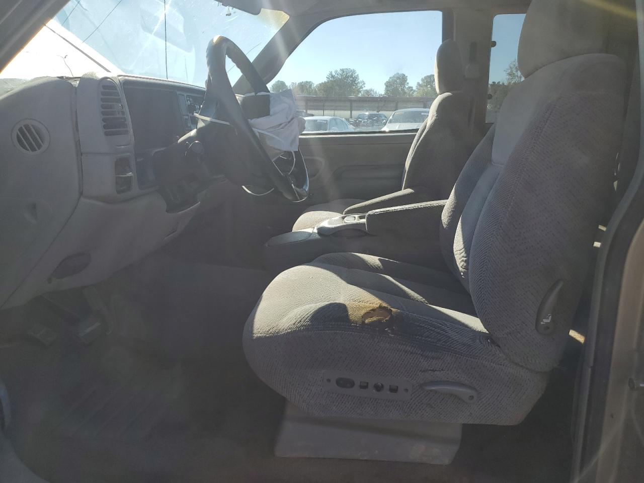 1998 GMC Sierra K1500 VIN: 2GTEK19R9W1561723 Lot: 87473095