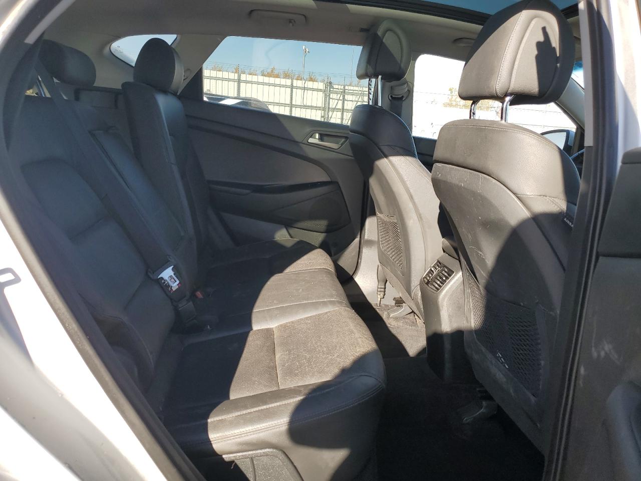 2018 Hyundai Tucson Sel VIN: KM8J3CA49JU831355 Lot: 86315845