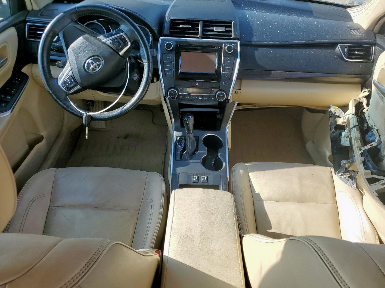 2015 Toyota Camry Le VIN: 4T1BF1FK1FU935112 Lot: 81976225