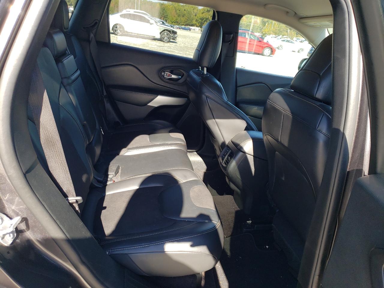 2018 Jeep Cherokee Latitude Plus VIN: 1C4PJLLB8JD534206 Lot: 91016645