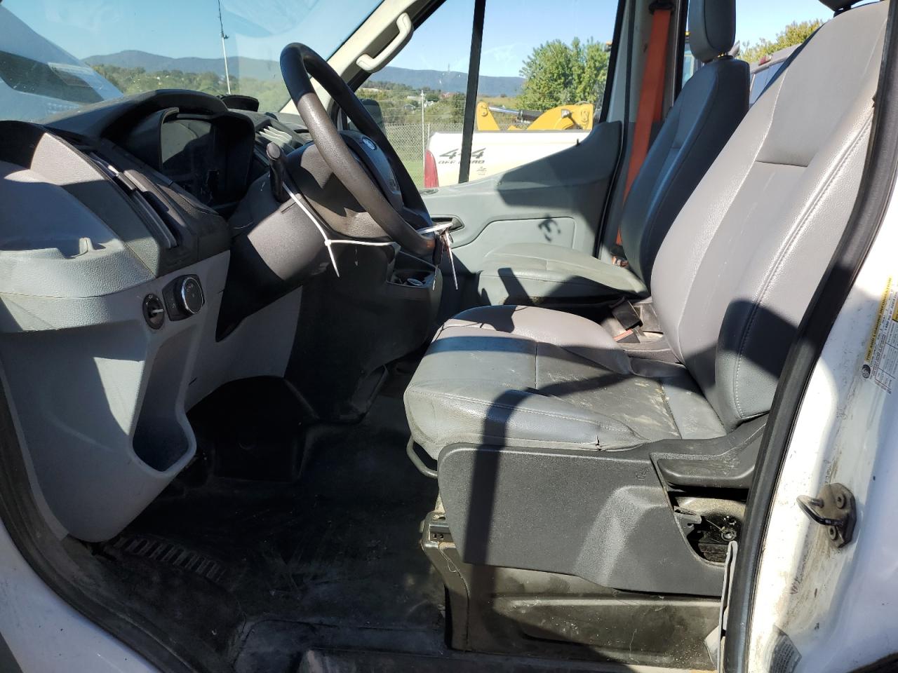 2019 Ford Transit T-150 VIN: 1FTYE2CM8KKB69544 Lot: 86433505