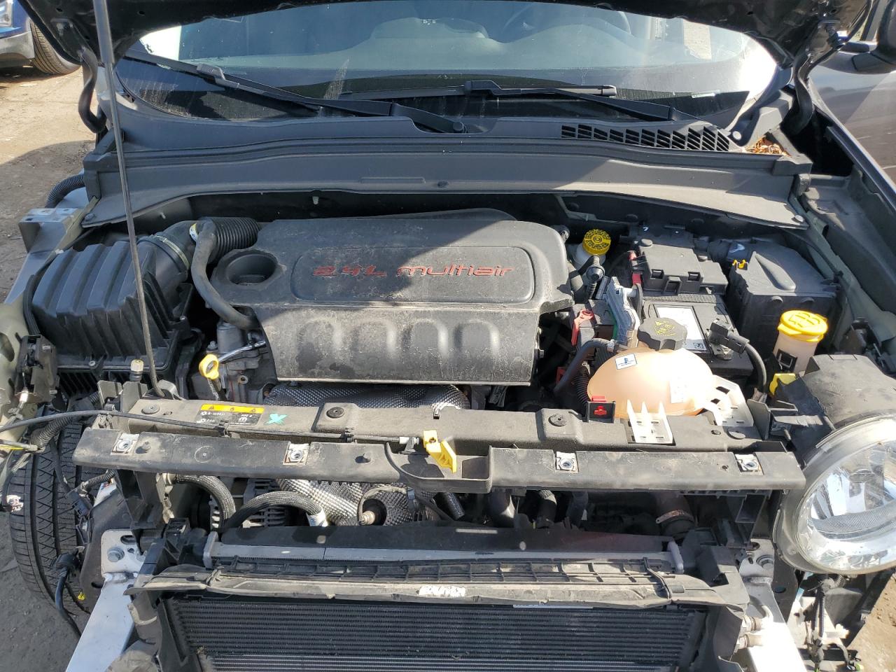 2017 Jeep Renegade Latitude VIN: ZACCJBBBXHPE97682 Lot: 81864445