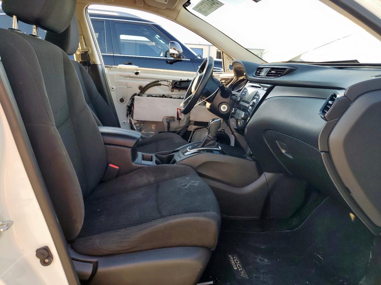 2017 Nissan Rogue Sport S VIN: JN1BJ1CRXHW102374 Lot: 84483375