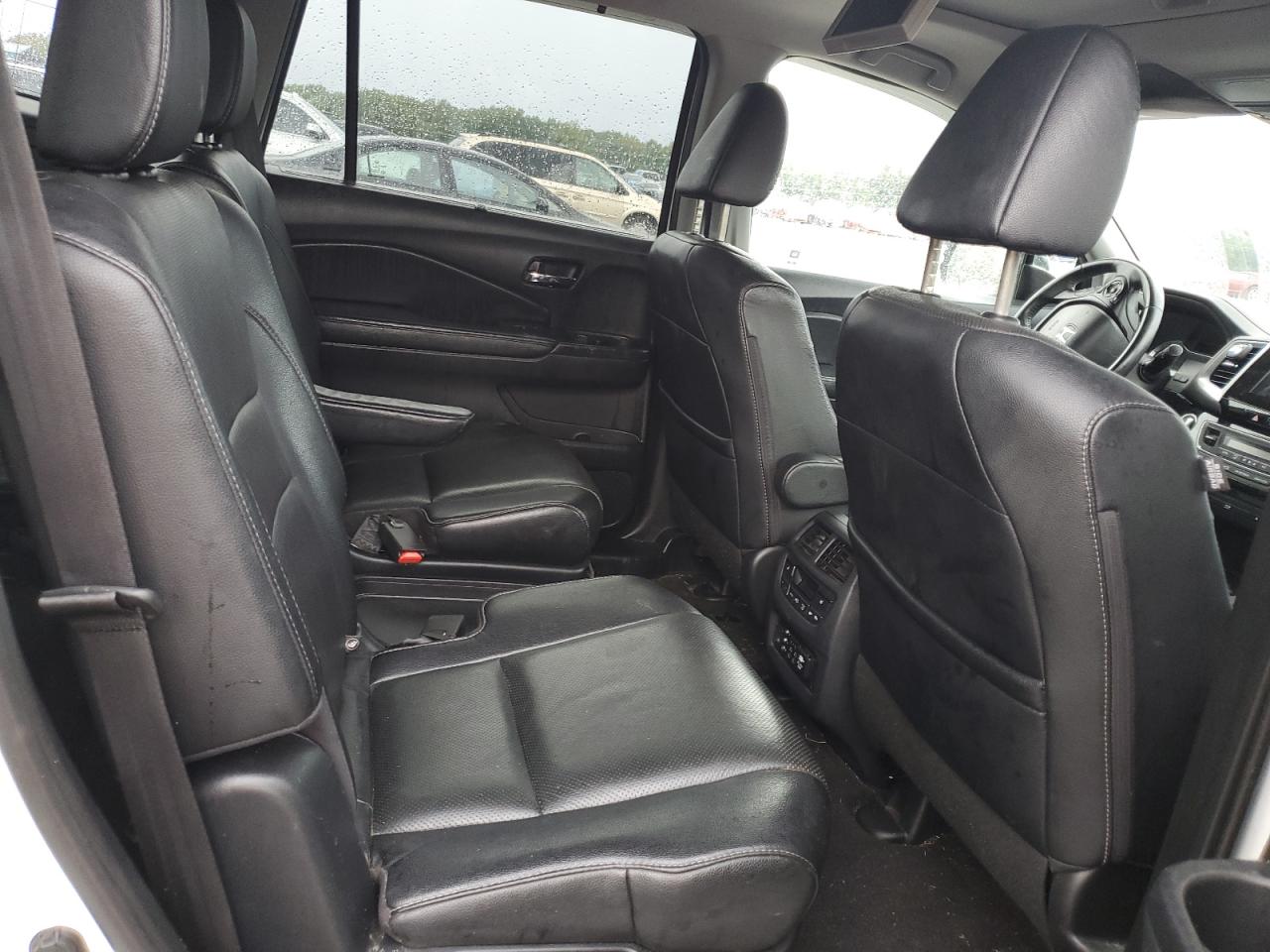 2017 Honda Pilot Elite VIN: 5FNYF6H07HB043837 Lot: 82187795