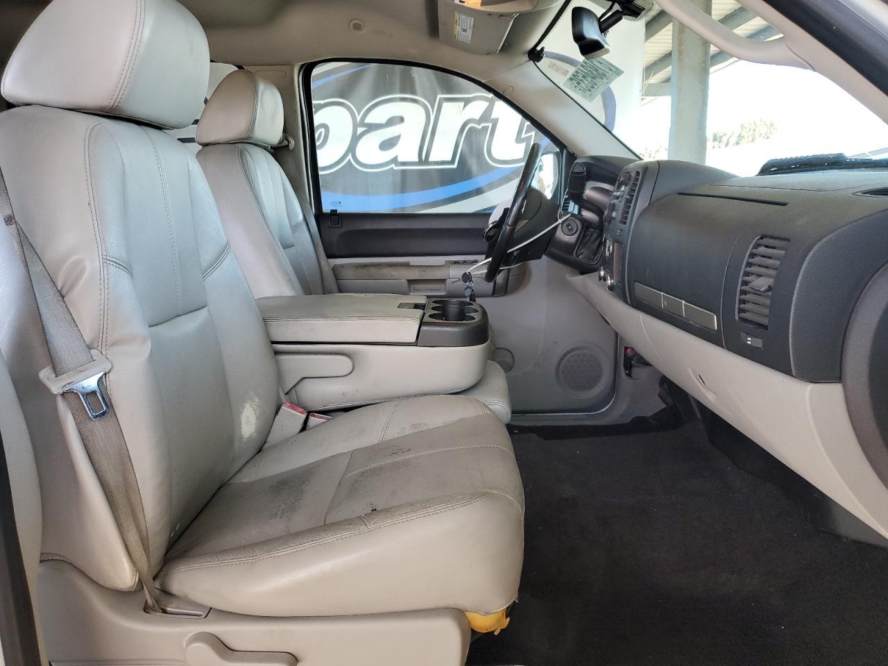 2007 Chevrolet Silverado C1500 Crew Cab VIN: 2GCEC130271640207 Lot: 81934535