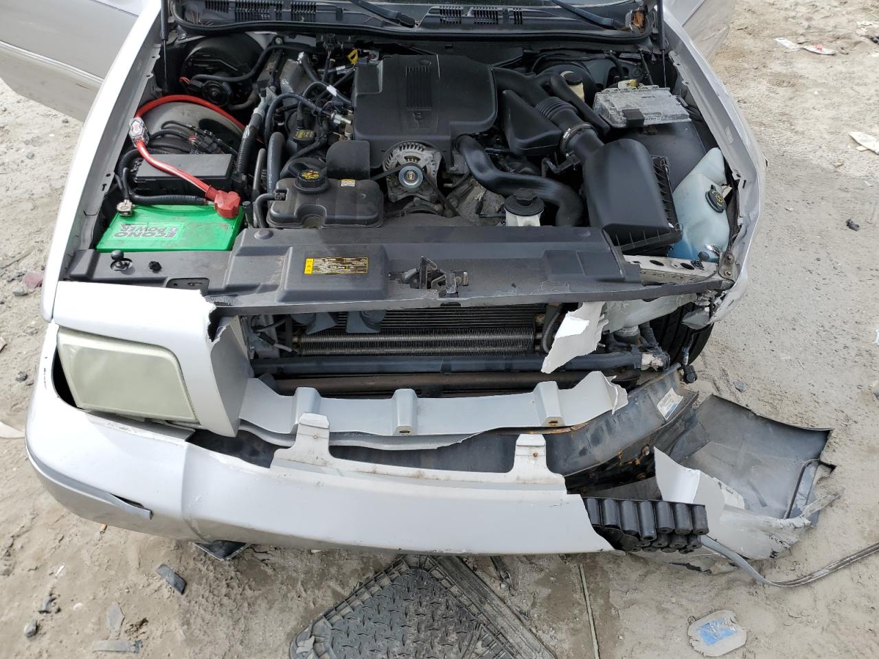 2010 Mercury Grand Marquis Ls VIN: 2MEBM7FV2AX626269 Lot: 82352775