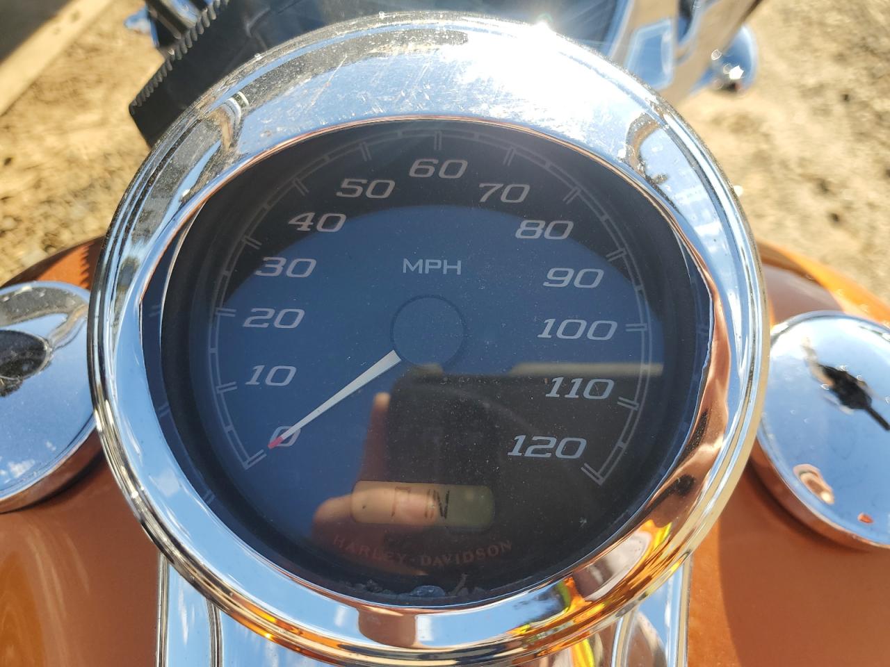 2015 Harley-Davidson Flrt Free Wheeler VIN: 1HD1MCM1XFB851151 Lot: 89692095