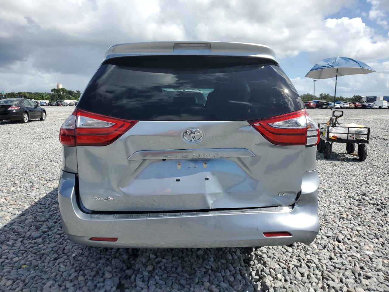 2016 Toyota Sienna Le VIN: 5TDKK3DCXGS753633 Lot: 85303675
