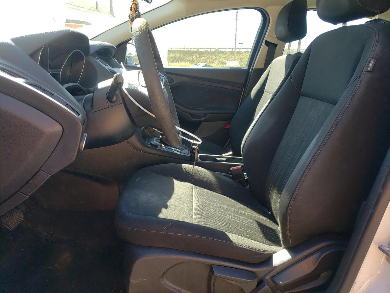 2018 Ford Focus S VIN: 1FADP3E23JL267826 Lot: 85917845