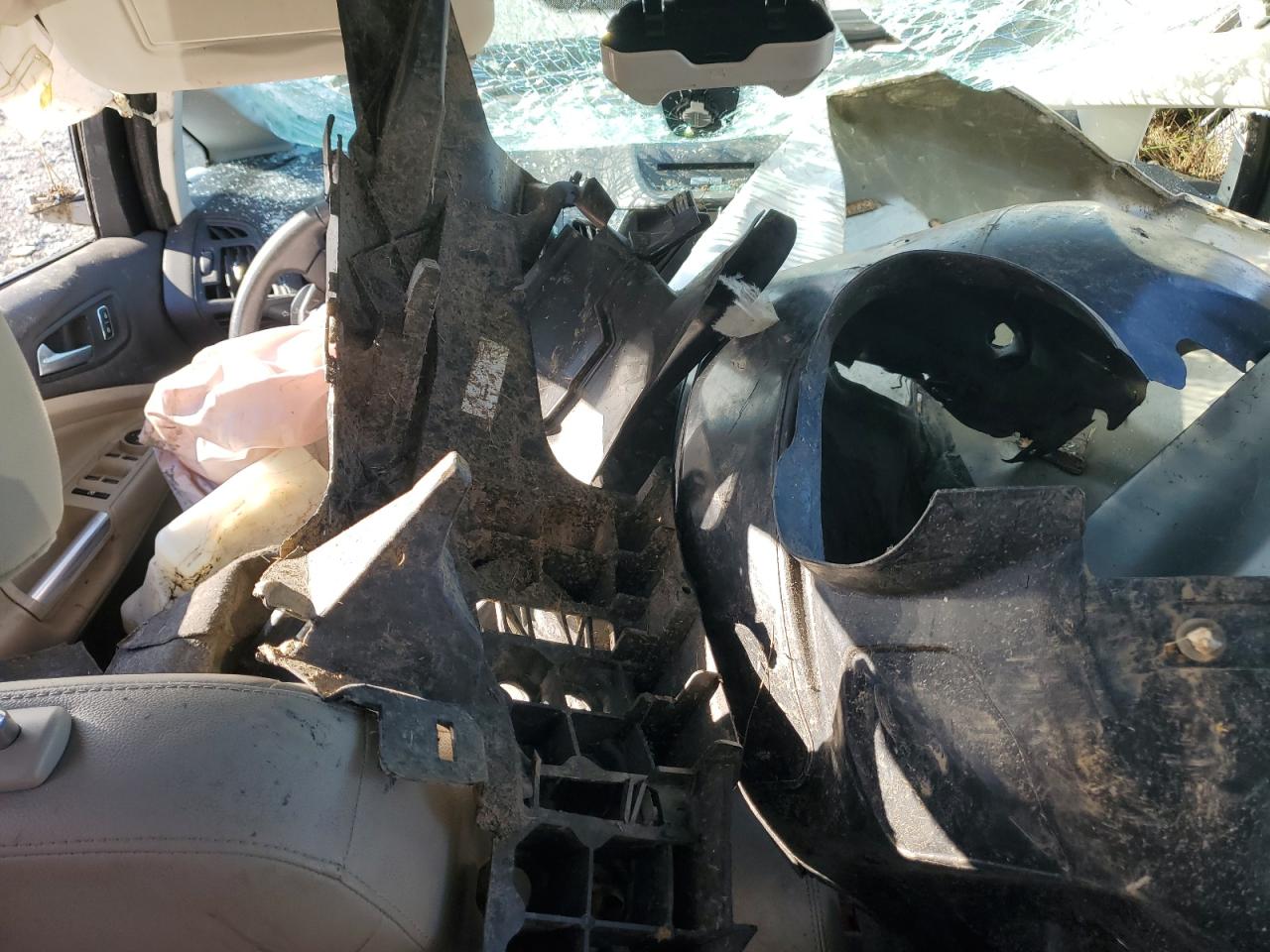 2015 Ford C-Max Sel VIN: 1FADP5BU3FL101850 Lot: 82648345