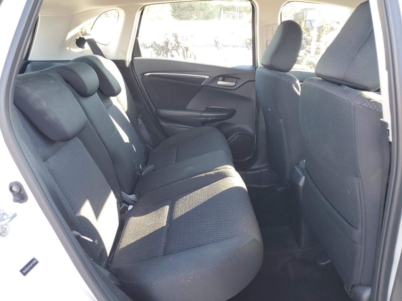 2020 Honda Fit Lx VIN: 3HGGK5H47LM718368 Lot: 82604645