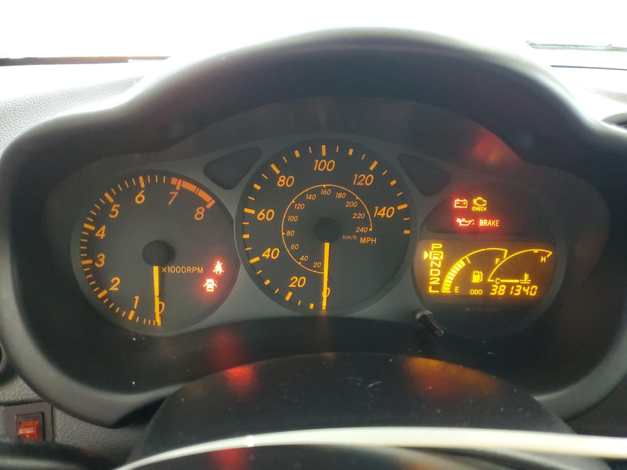 2004 Toyota Celica Gt VIN: JTDDR32T340175638 Lot: 82268555