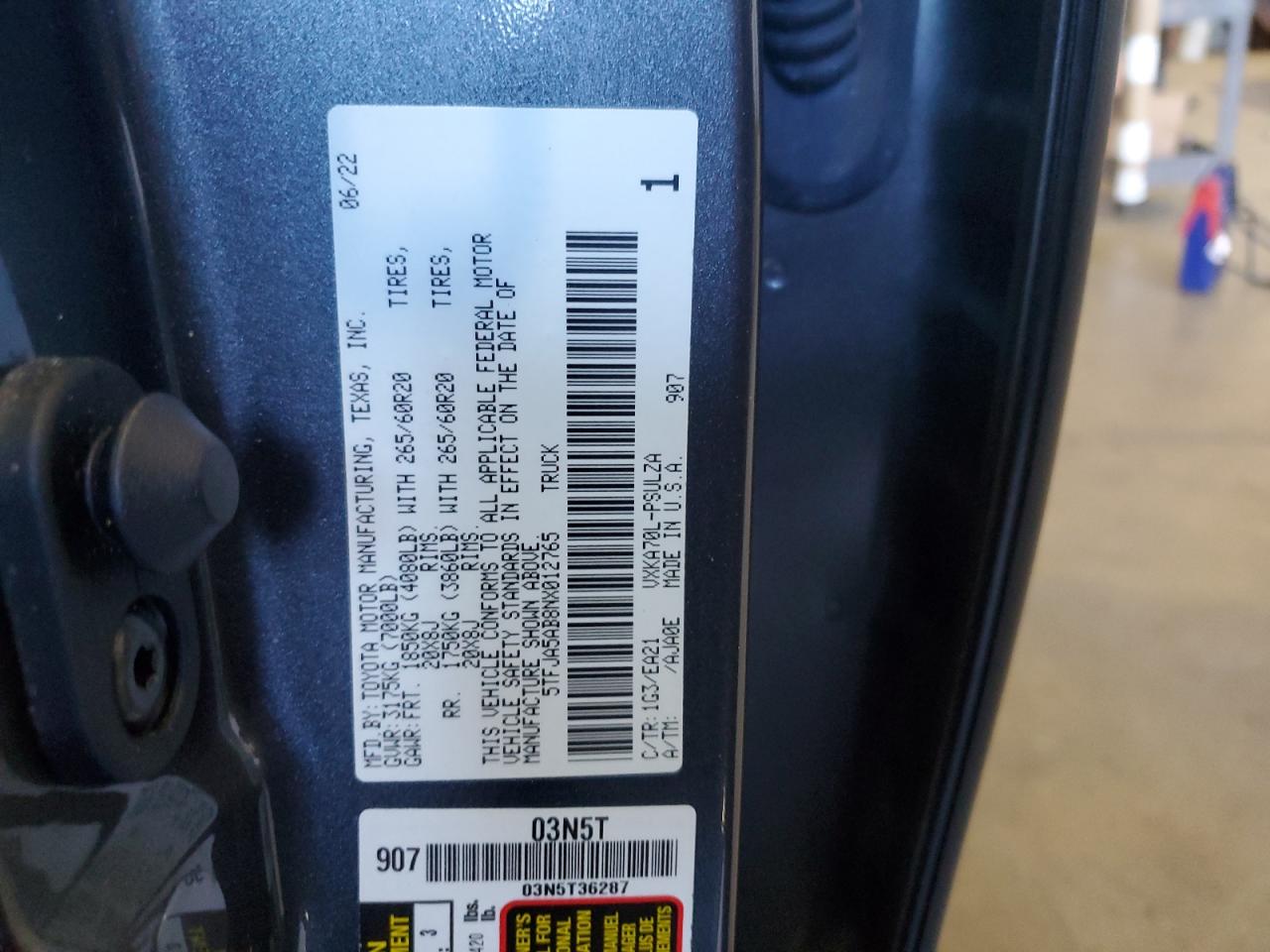 2022 Toyota Tundra Crewmax Limited VIN: 5TFJA5AB8NX012765 Lot: 82493215