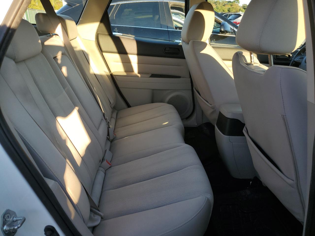 2011 Mazda Cx-7 VIN: JM3ER2AM1B0399245 Lot: 81019735