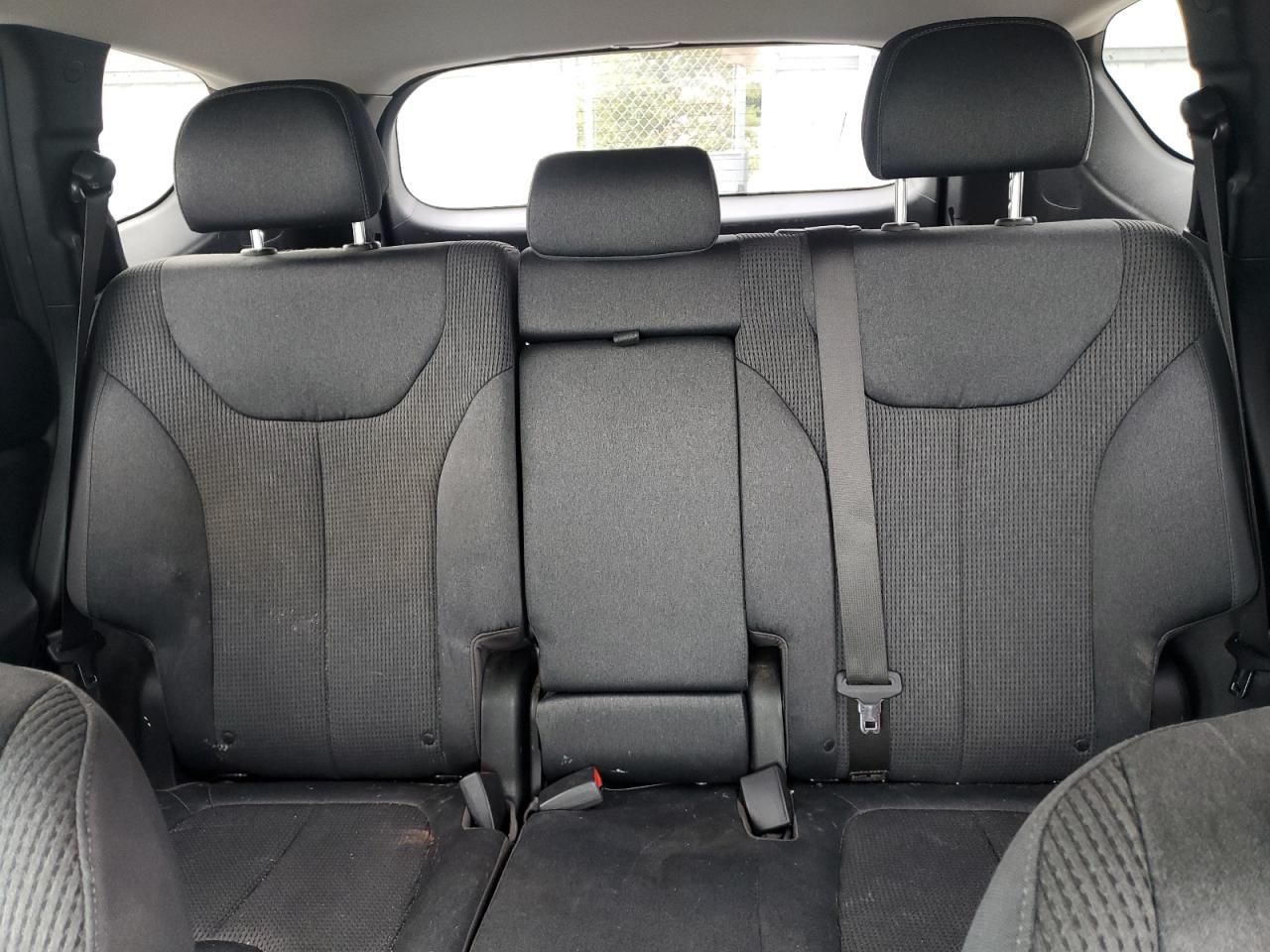 2019 Hyundai Santa Fe Se VIN: 5NMS23AD2KH110394 Lot: 82352245