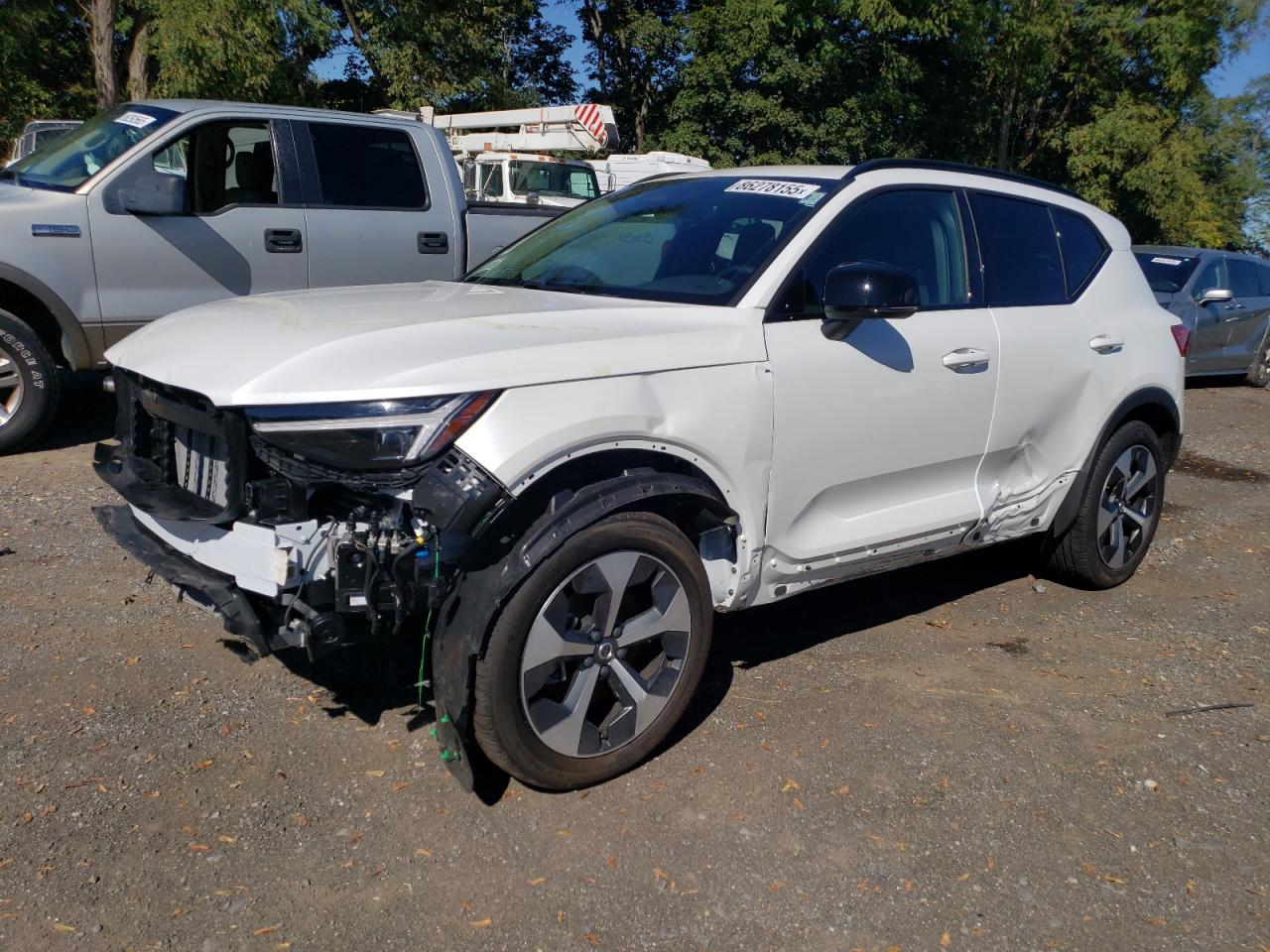 2025 Volvo Xc40 Plus