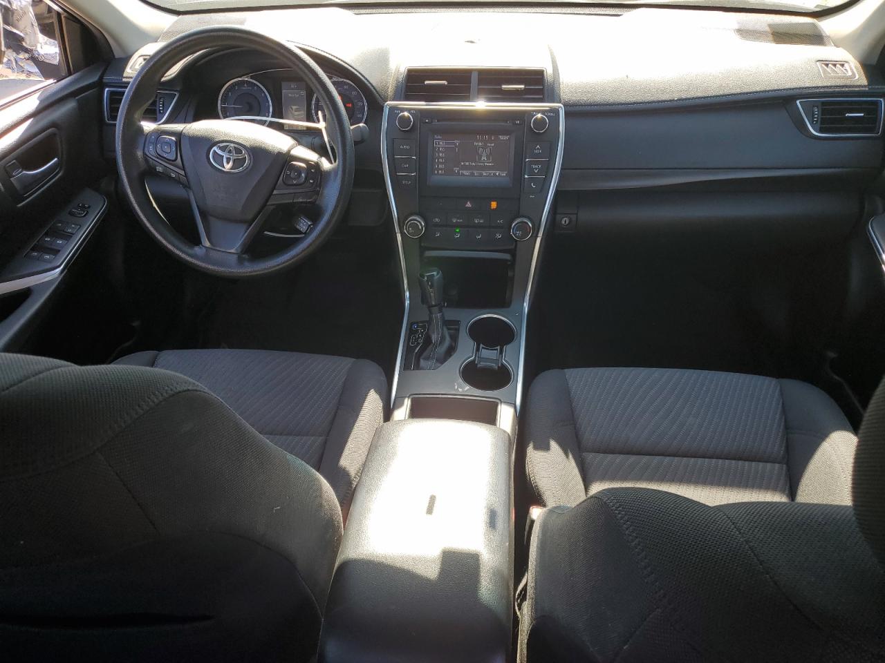 2016 Toyota Camry Le VIN: 4T4BF1FK1GR521402 Lot: 84426445