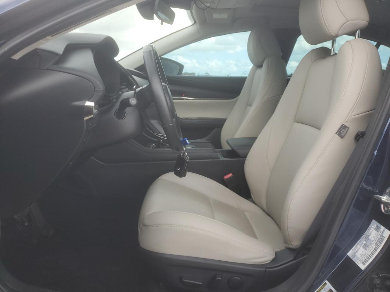 2021 Mazda 3 Preferred VIN: 3MZBPACL8MM254183 Lot: 82760505