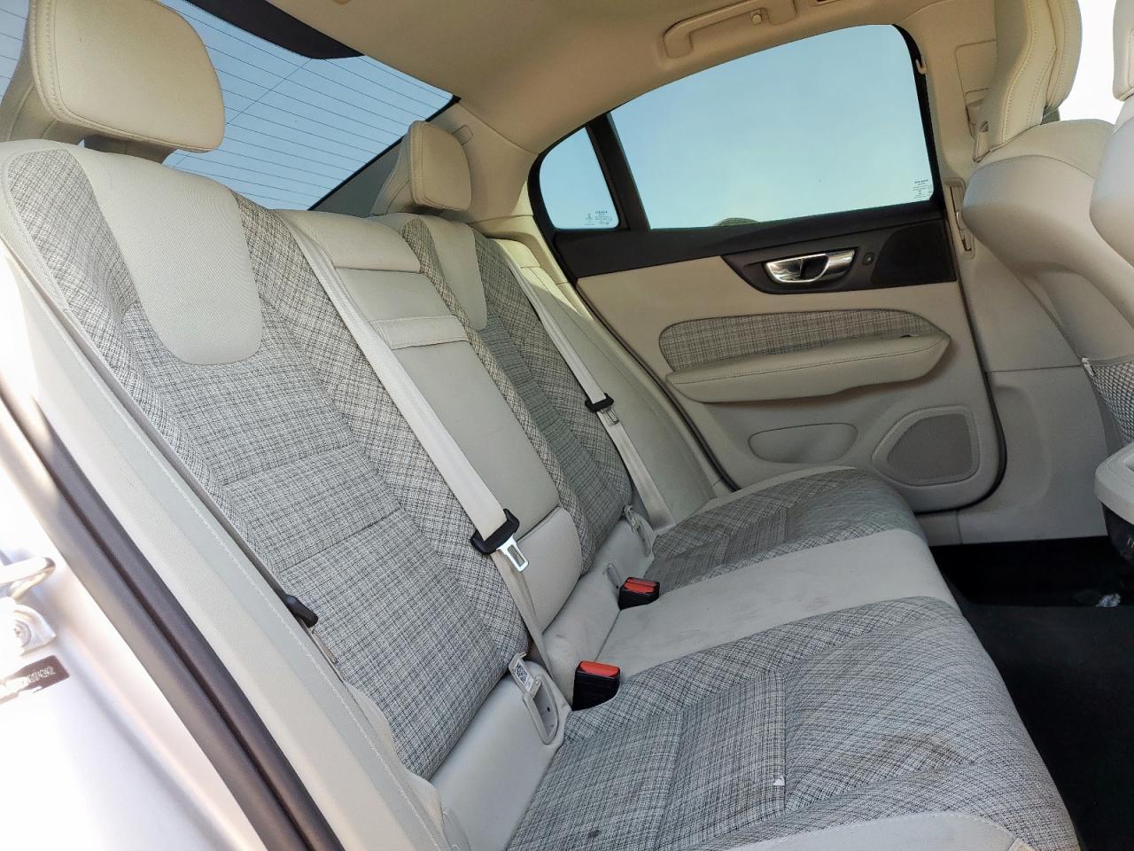 2022 Volvo S60 B5 Momentum VIN: 7JRL12FZ2NG174342 Lot: 82267195